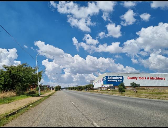7,034M² VACANT LAND FOR SALE IN AEROTON